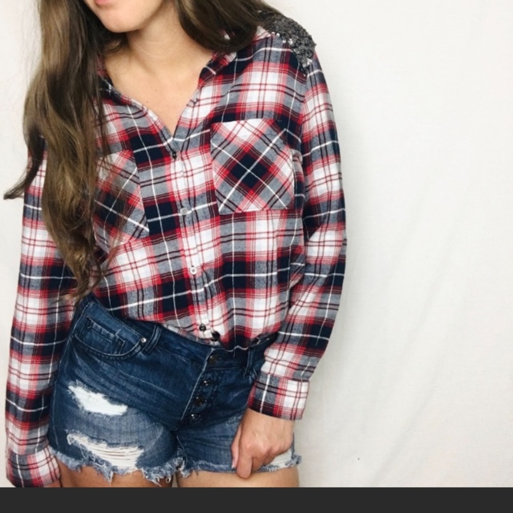 BETHANY MOTA  M